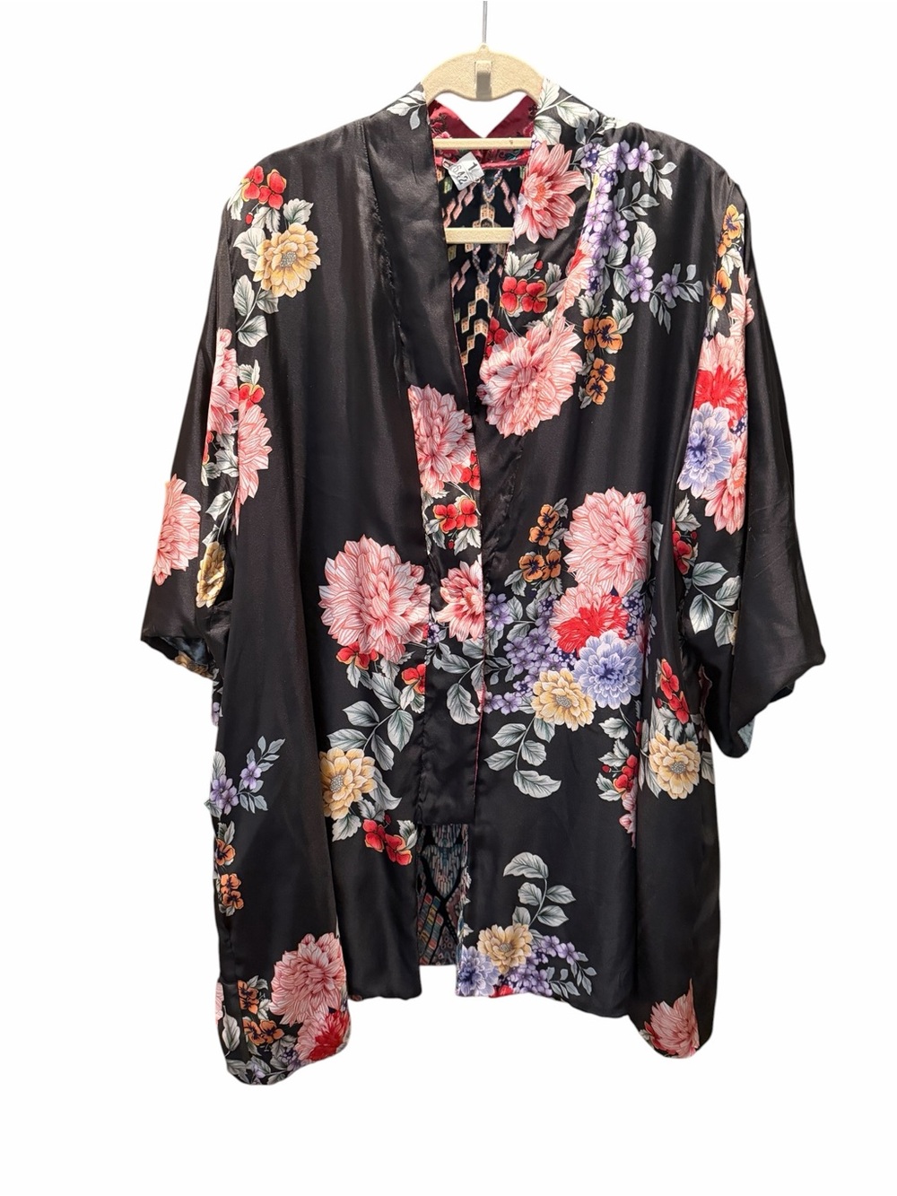 Johnny Was Payden Black Floral Silk/Green & Pink Embroidered Design Kimono - Picture 4 of 9